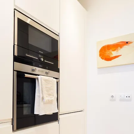 Apartment Chiado Spacious And Luxurious By Courtesy Morning